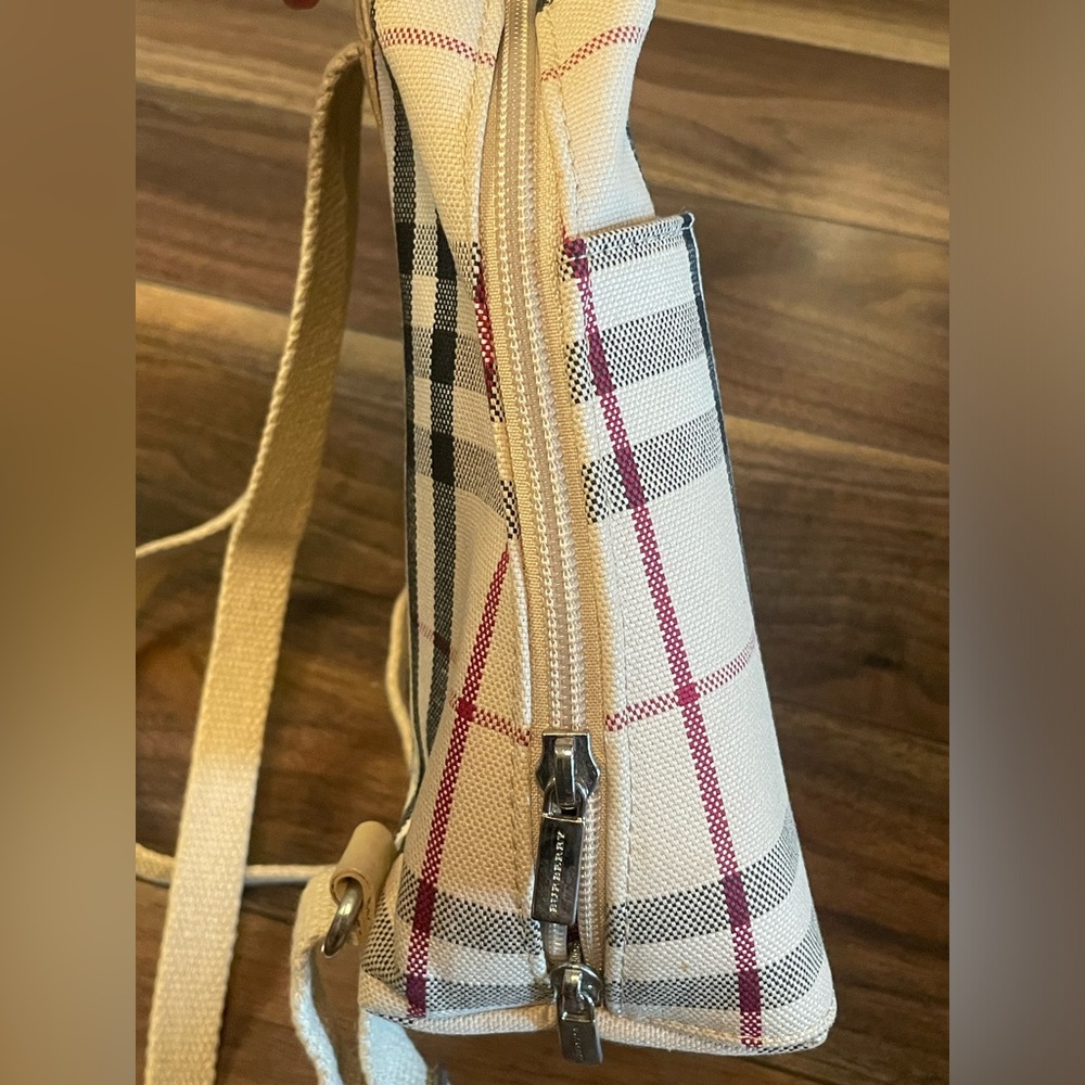 💯 BURBERRY plaid Backpack - Picture 2 of 9